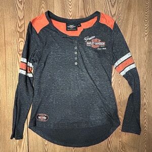 Harley Davidson Women’s Long Sleeved Shirt. Size Medium